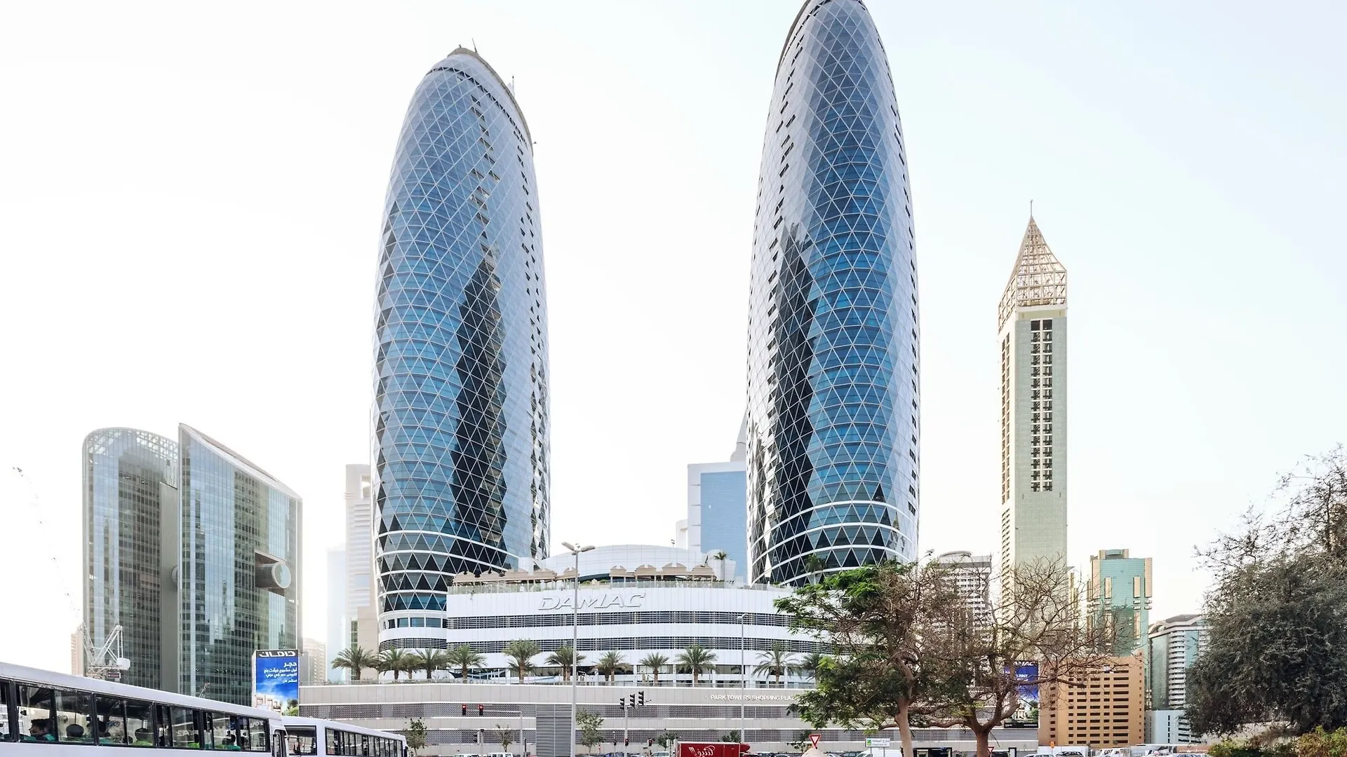 One Perfect Stay - Park Tower 迪拜